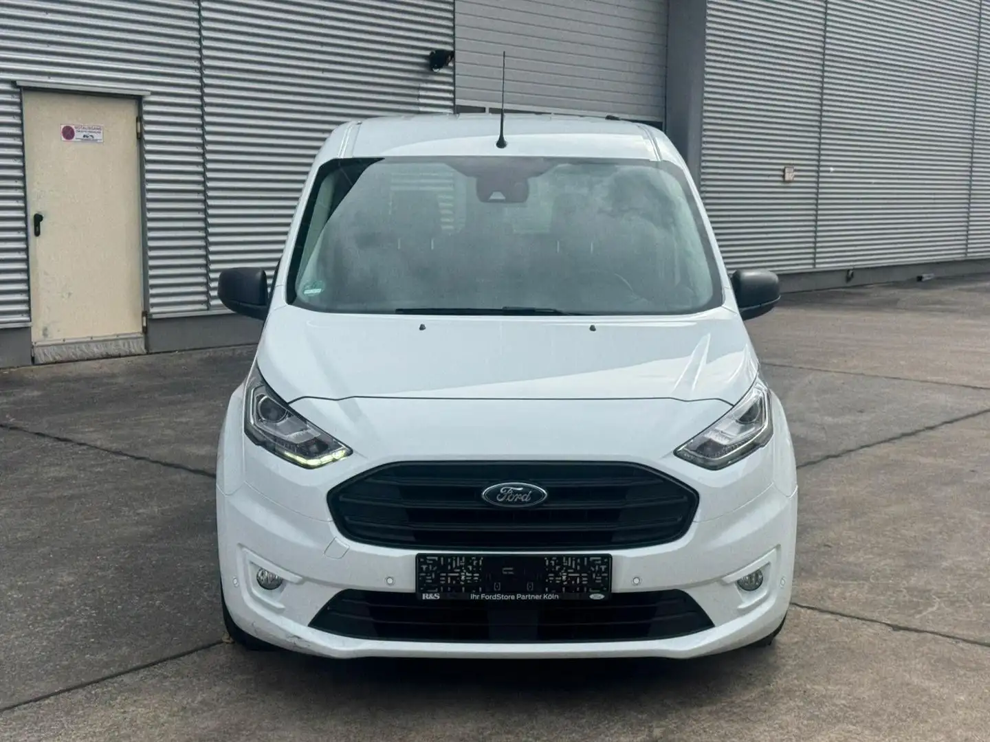 Ford Transit Connect Automatik Weiß - 2
