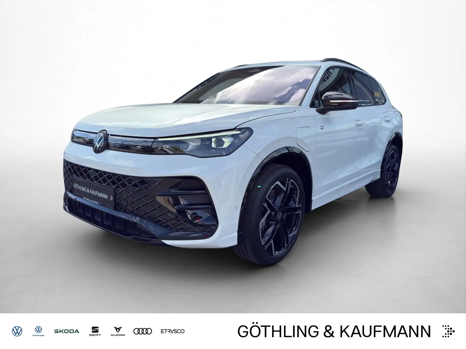 폭스바겐 Volkswagen Tiguan 1.5 eHybrid 2026 흰색 사진 1