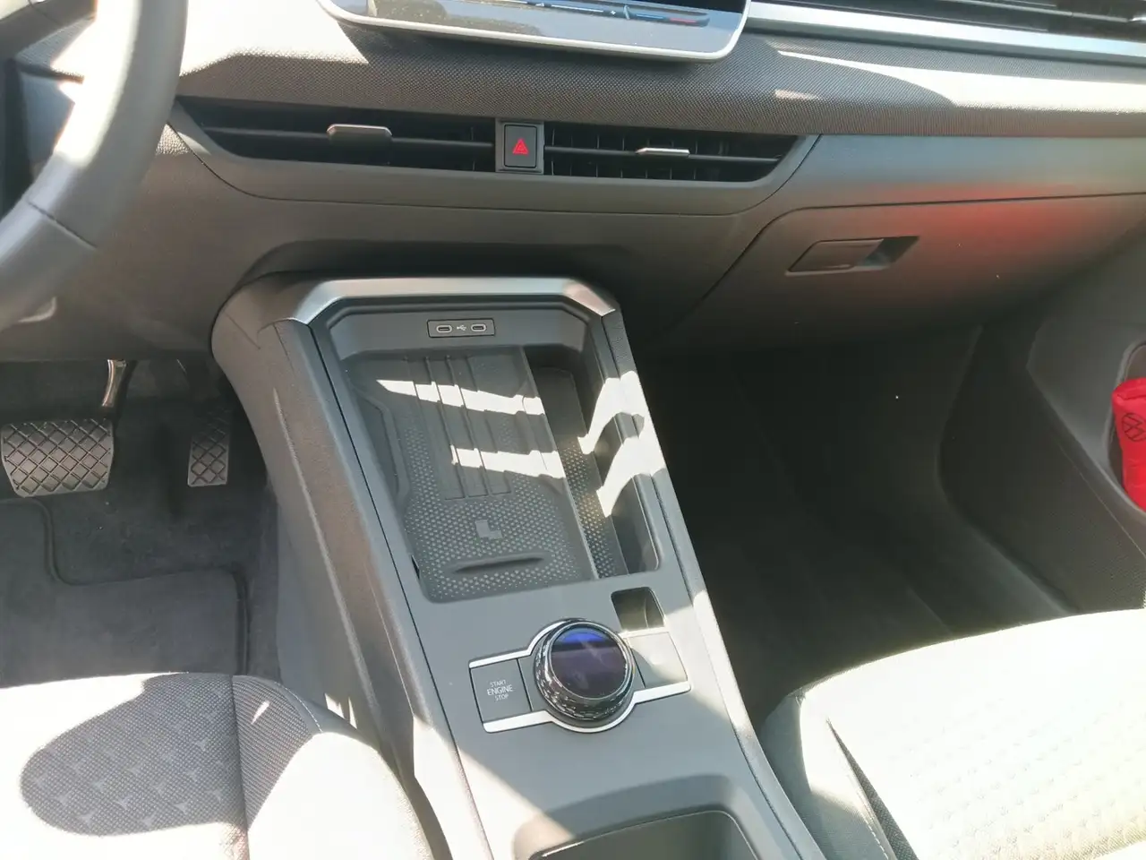 Volkswagen T-Roc 4Me eTSI DSG 11