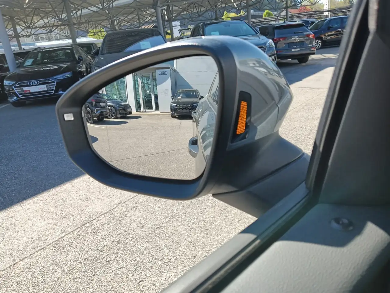 Volkswagen T-Roc 4Me eTSI DSG 18