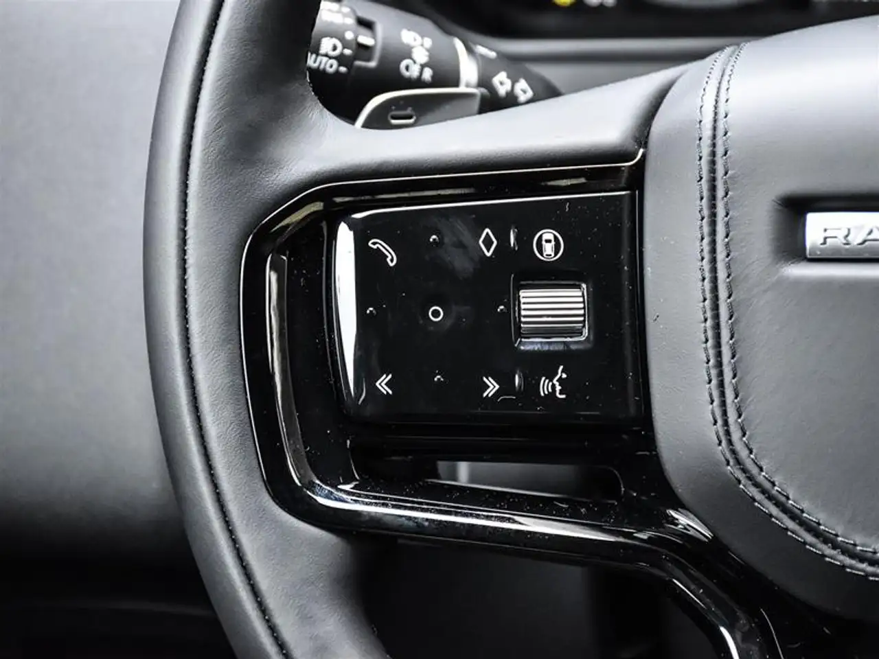Land Rover Range Rover Velar fotografie Land Rover Range Rover Velar