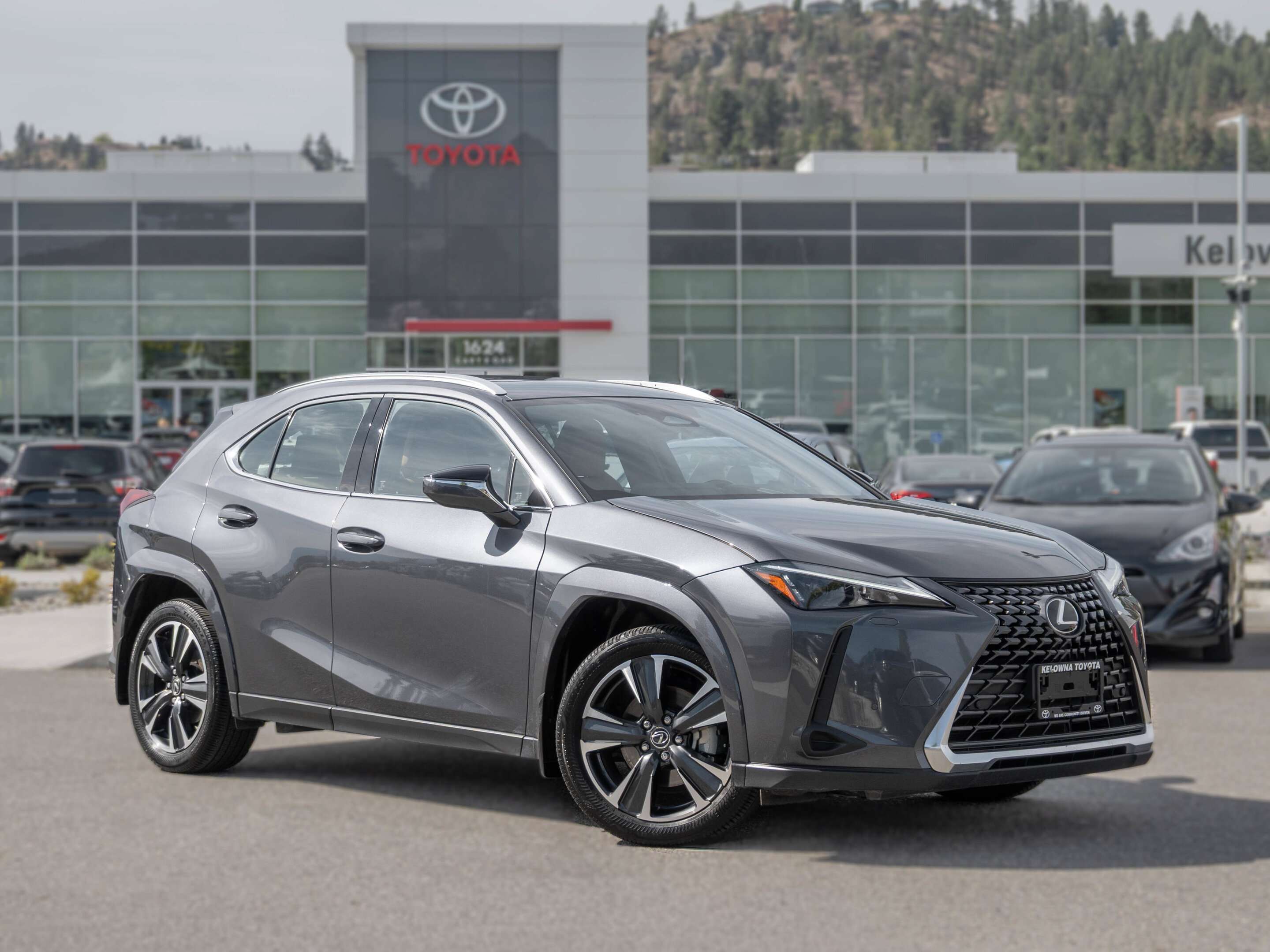 2025 Lexus UX UX 300h | NO ACCIDENTS | HYBRID | HEAT/VENT SEATS — снимка 1