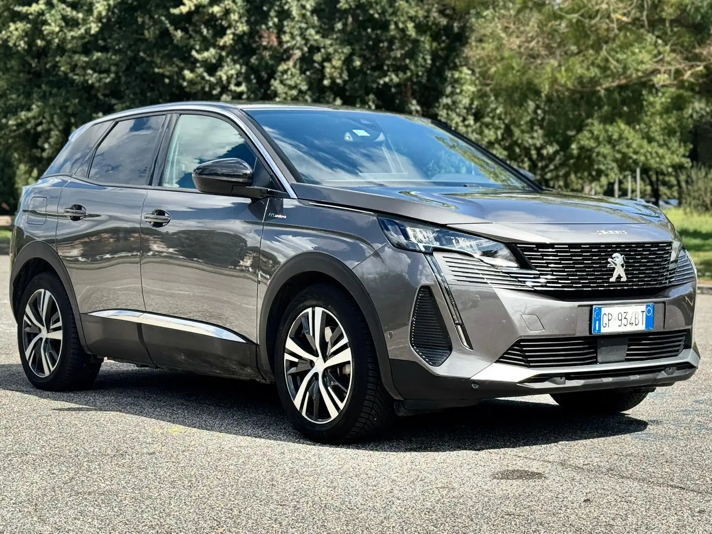 Peugeot 3008 PHEV 300CV Hybrid 4x4 Allure -TUA SENZA VINCOLI- Gris - 1
