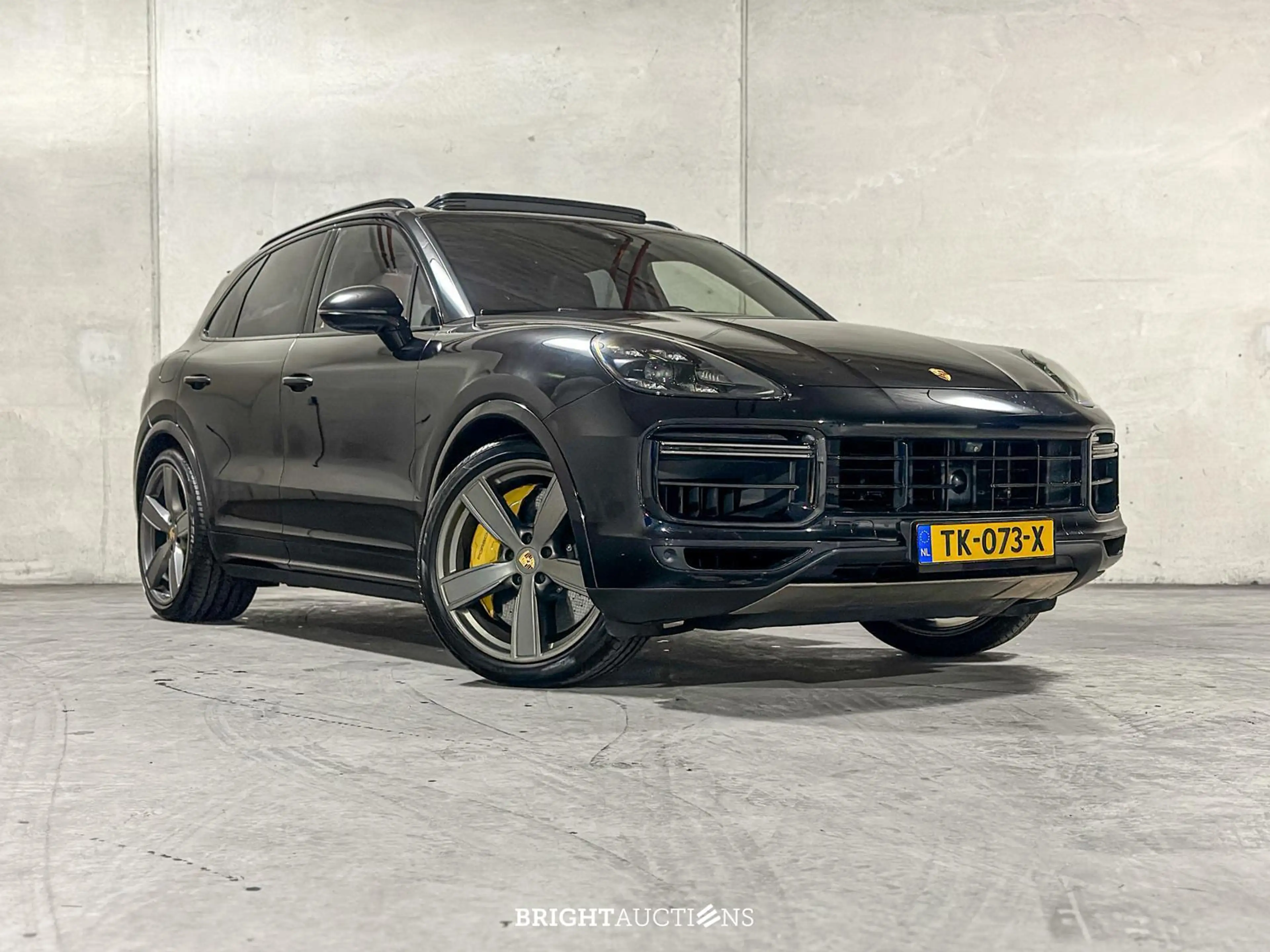 Porsche Cayenne Turbo 4.0 V8 — photo 14