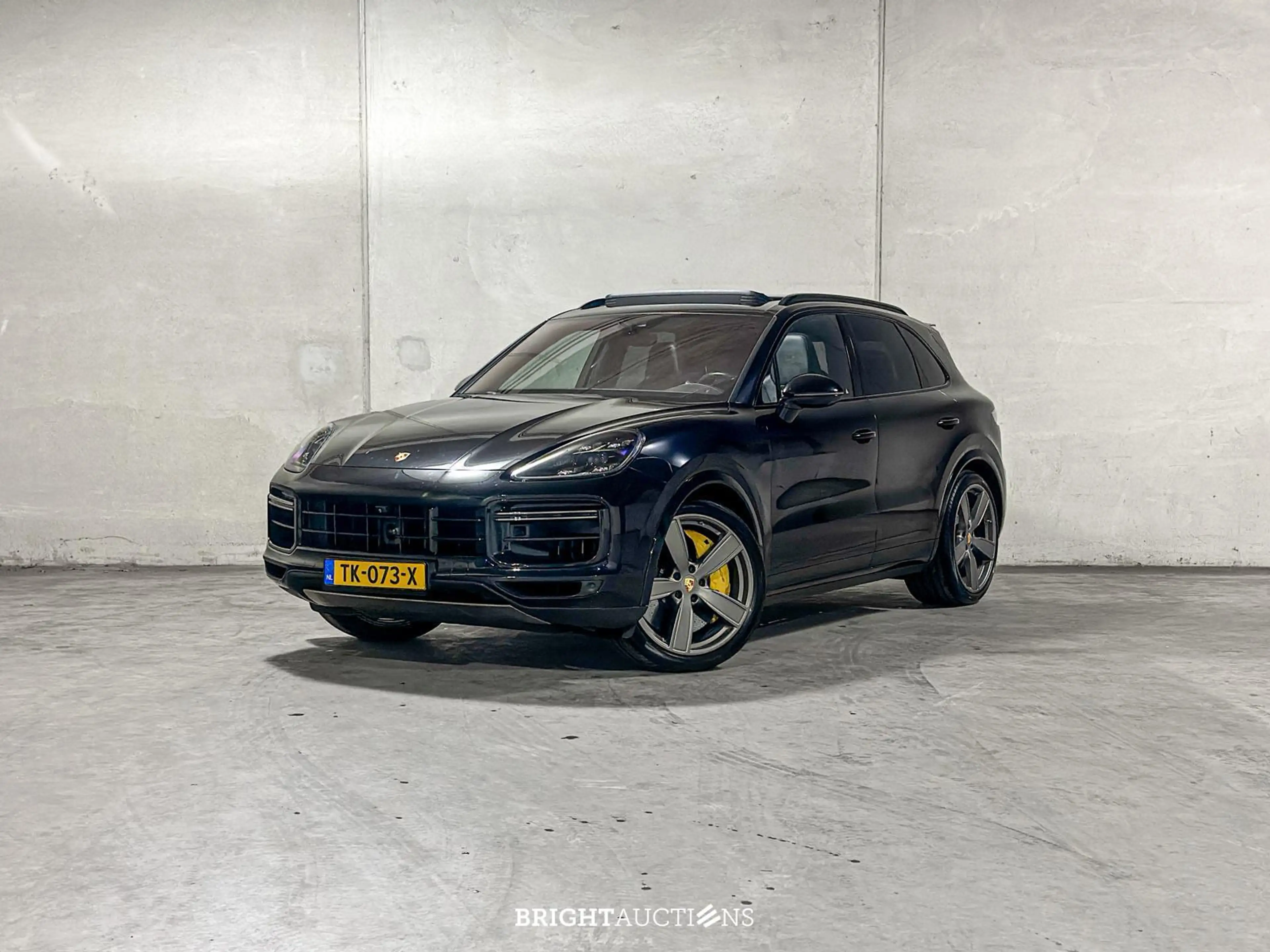 Porsche Cayenne Turbo 4.0 V8 — photo 4