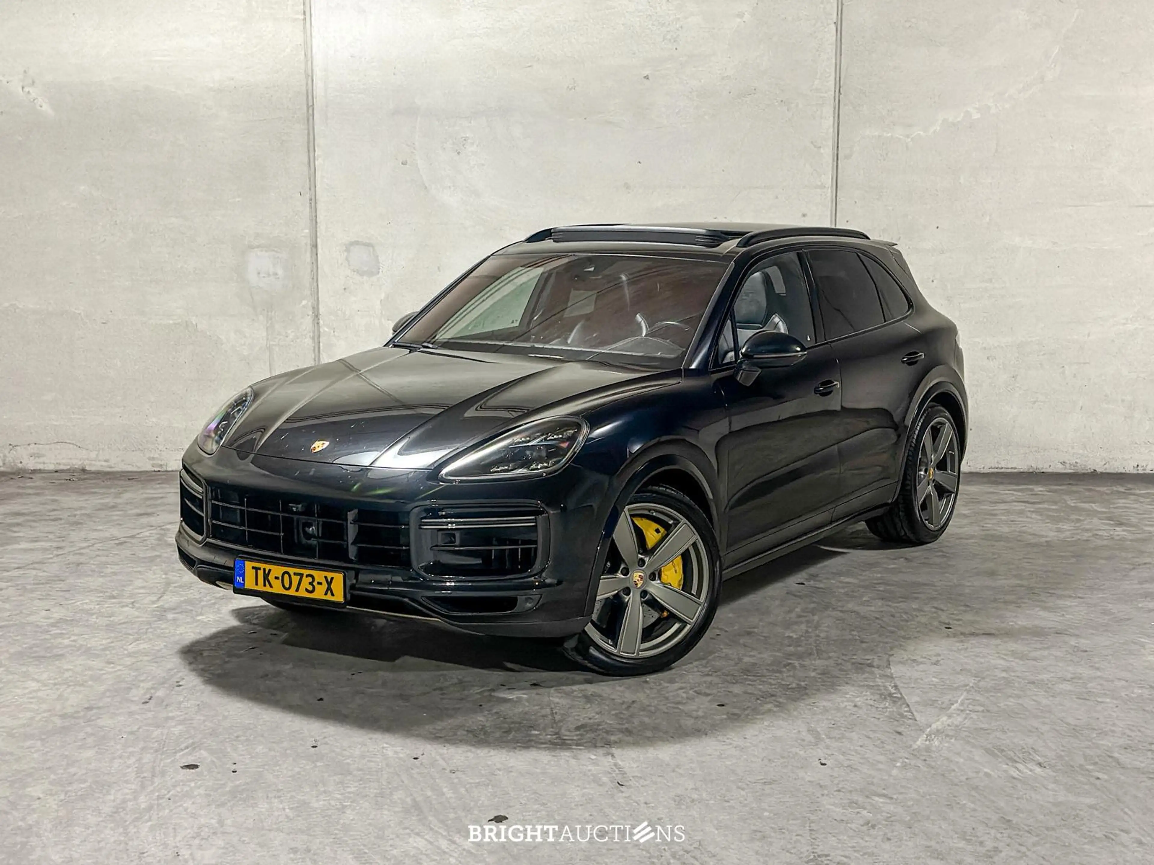 Porsche Cayenne Turbo 4.0 V8 — photo 6