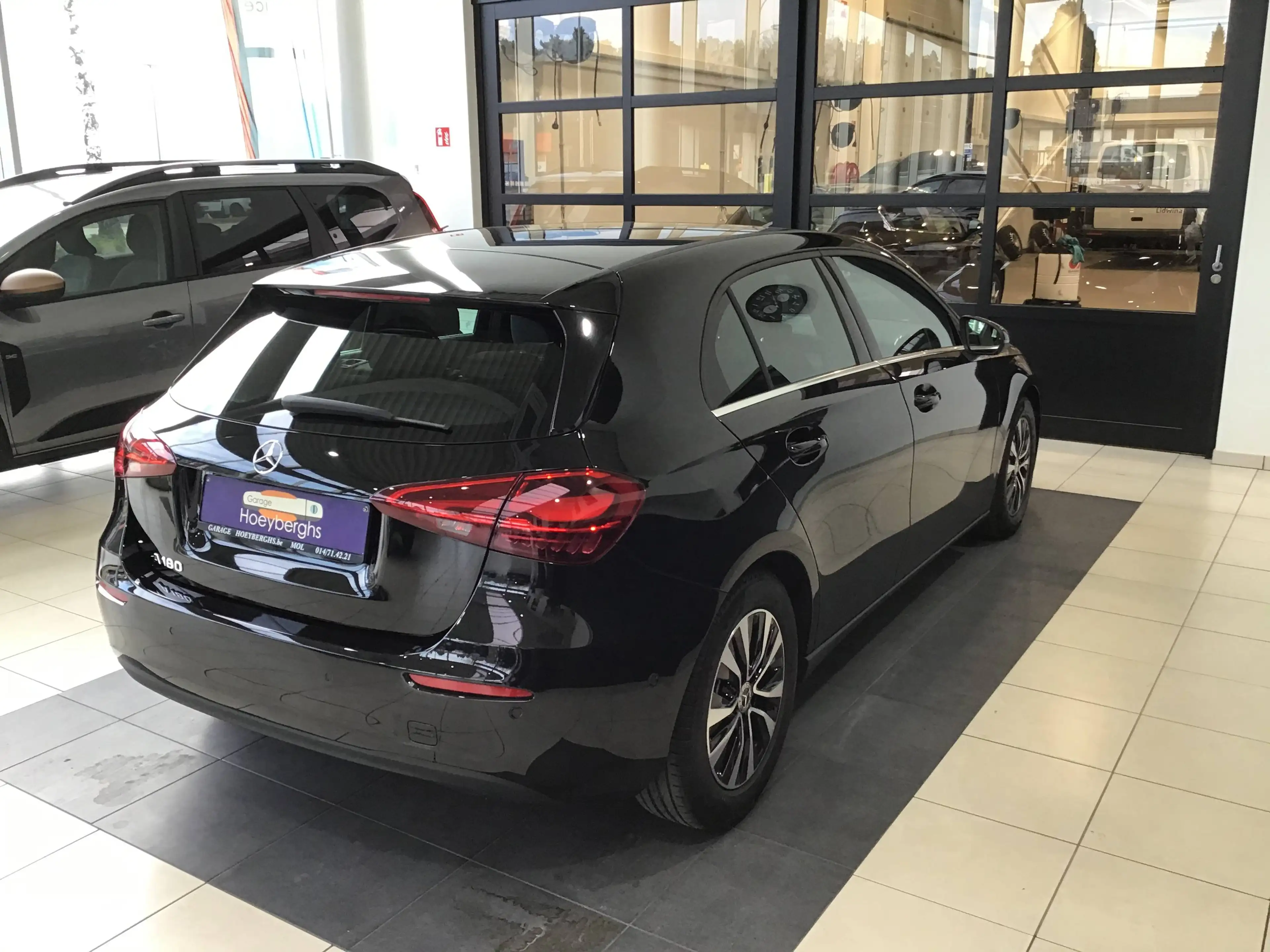 Mercedes-Benz A 180 A 180 MHEV Automaat | Camera | Zetelverwarming | Navigatie — photo 5