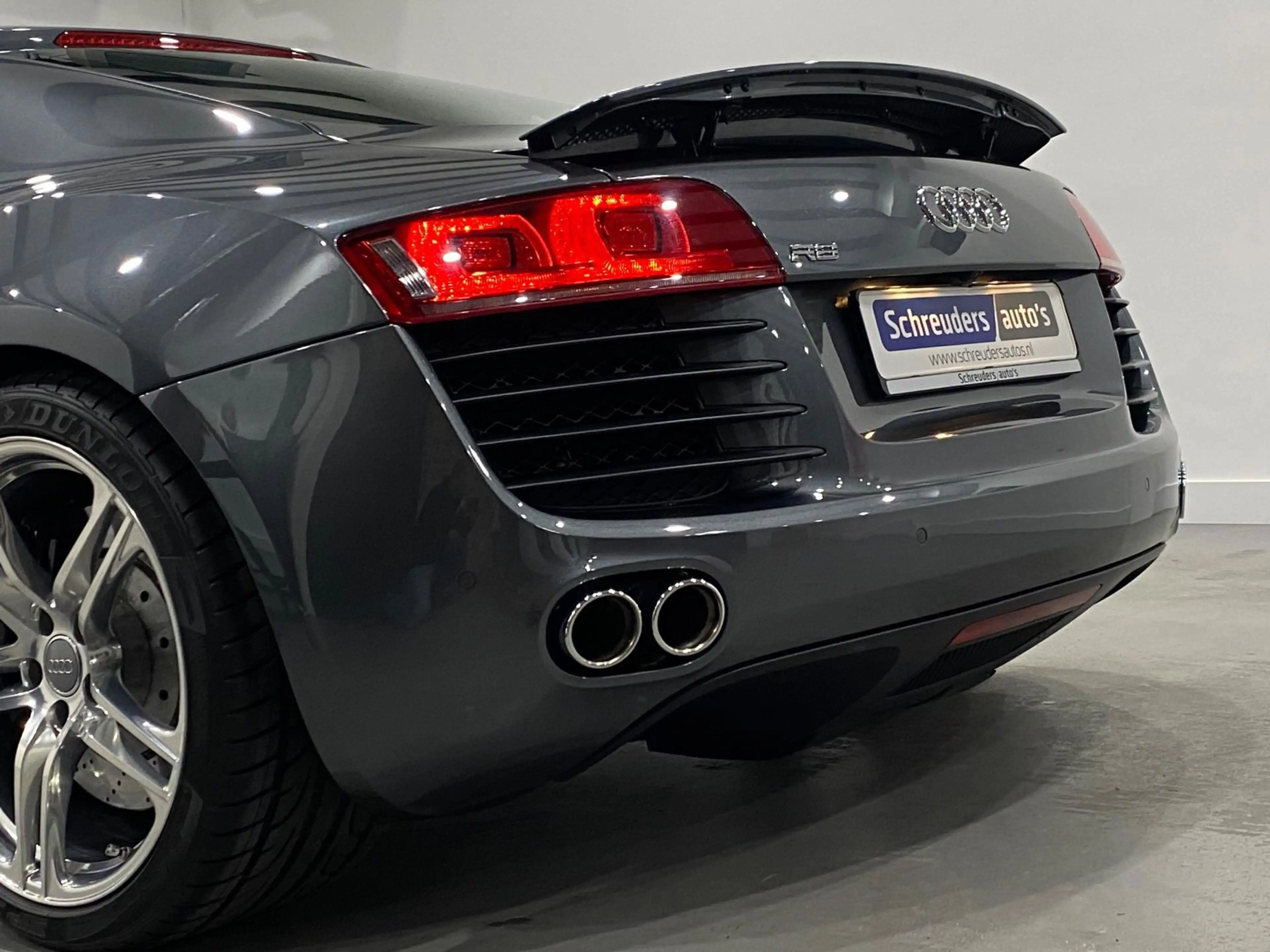 Audi R8 4.2 V8 FSI Quattro R-Tronic "Nieuwstaat / Uniek" — photo 12