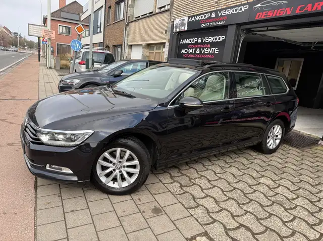 Volkswagen Passat 1.6TDI Toit Panoramique Xénon Navigations Climatisation