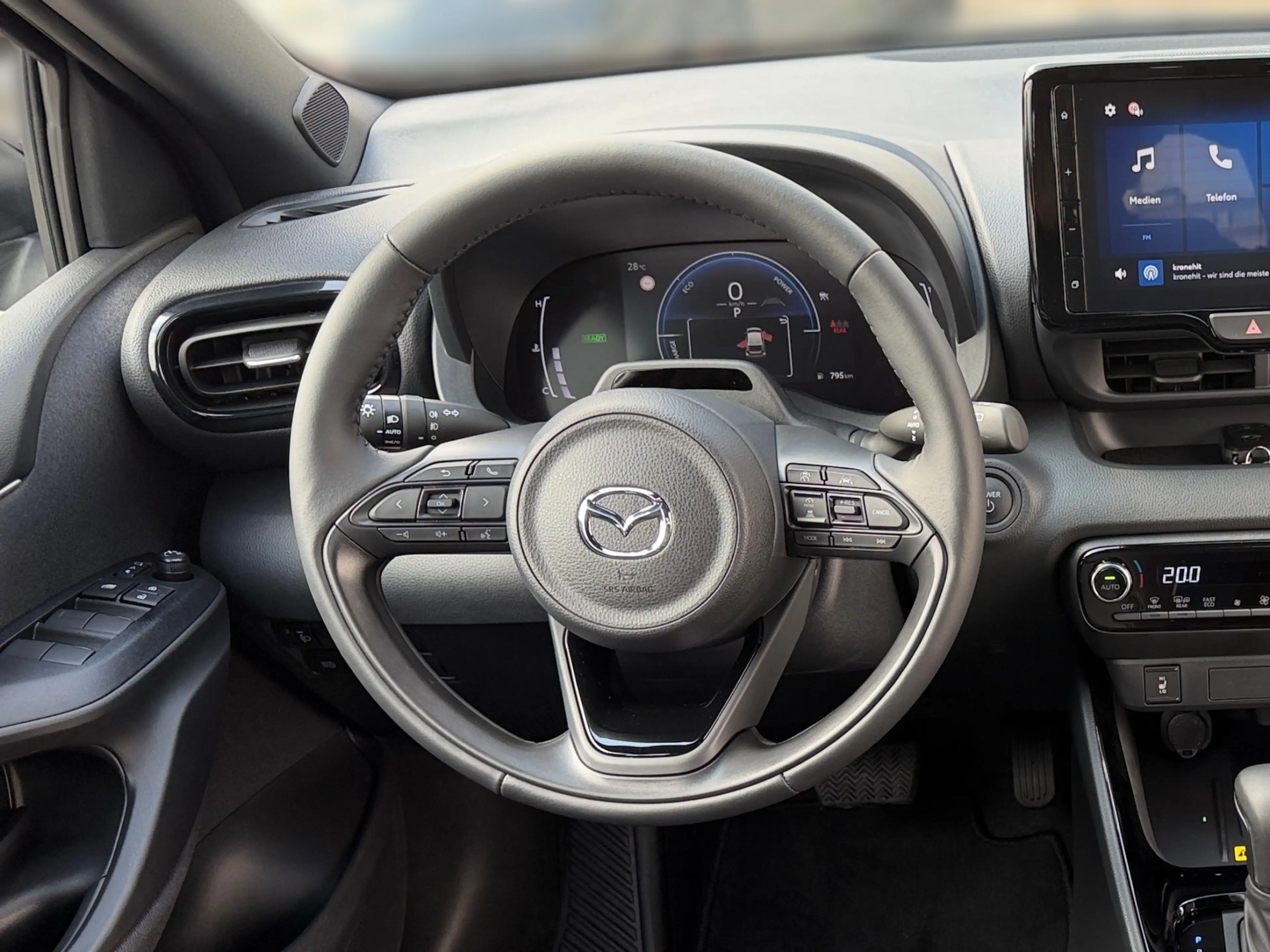 Mazda 2 Mazda2 Hybrid Homura Aut. — photo 10