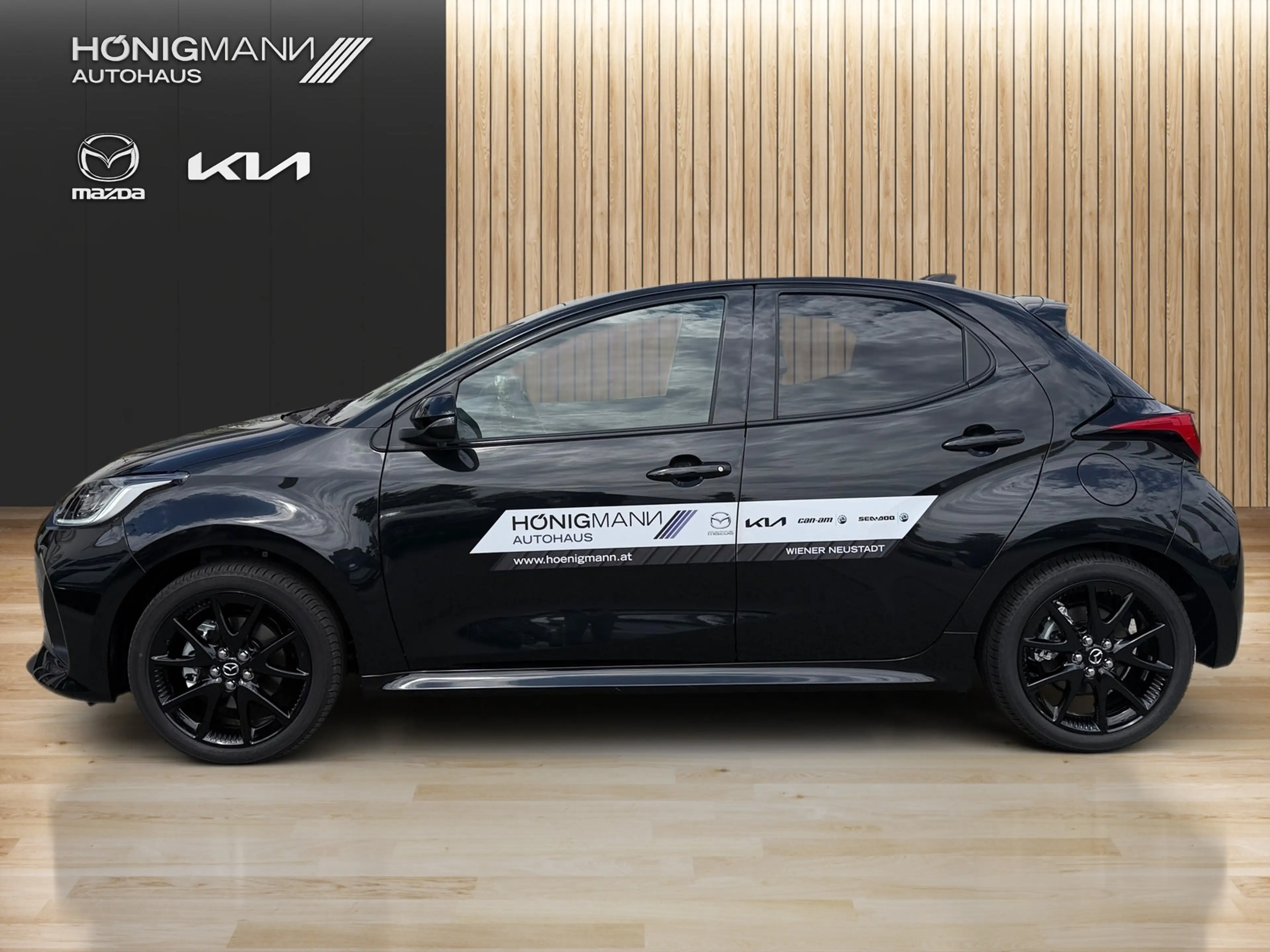 Mazda 2 Mazda2 Hybrid Homura Aut. — photo 8
