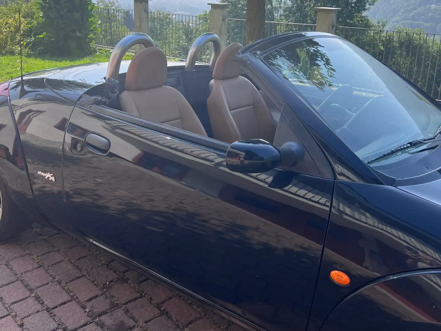 Ford Streetka Nero - 2