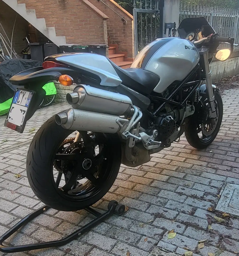 Ducati Monster S2R 1000 Gris - 2