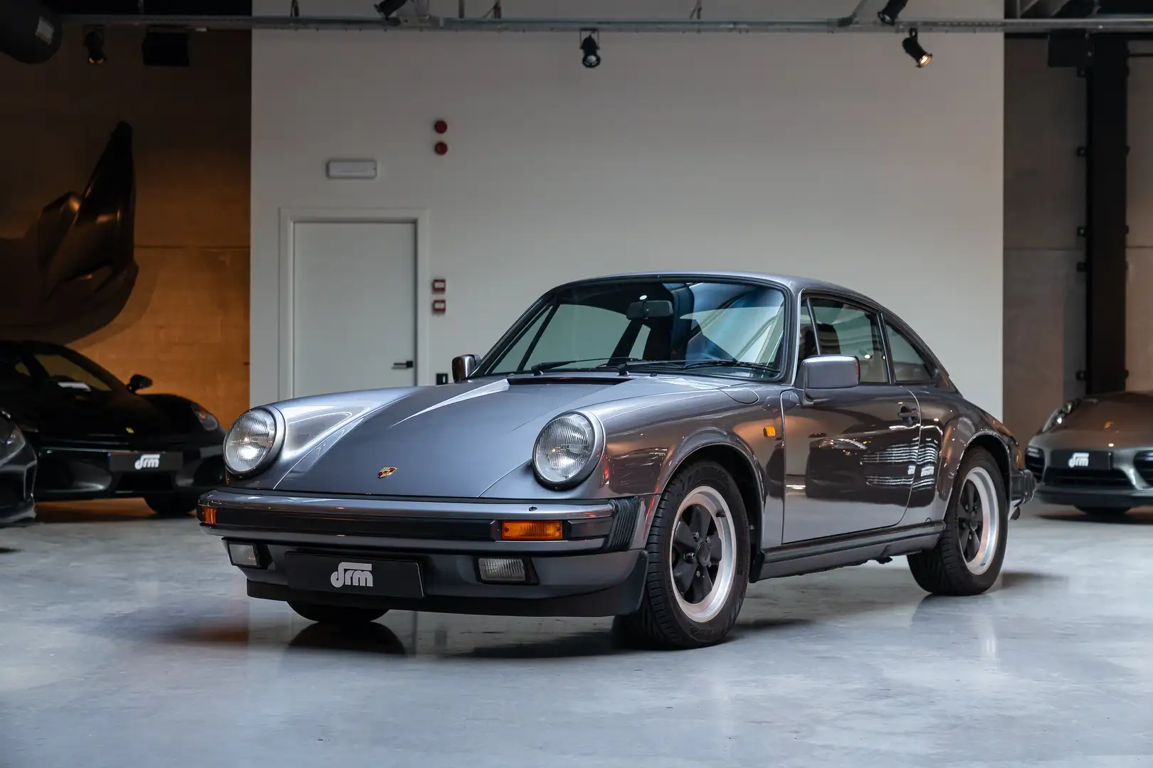Porsche 911 3.2 Coupe - Matching - Low mileage Gri - 1