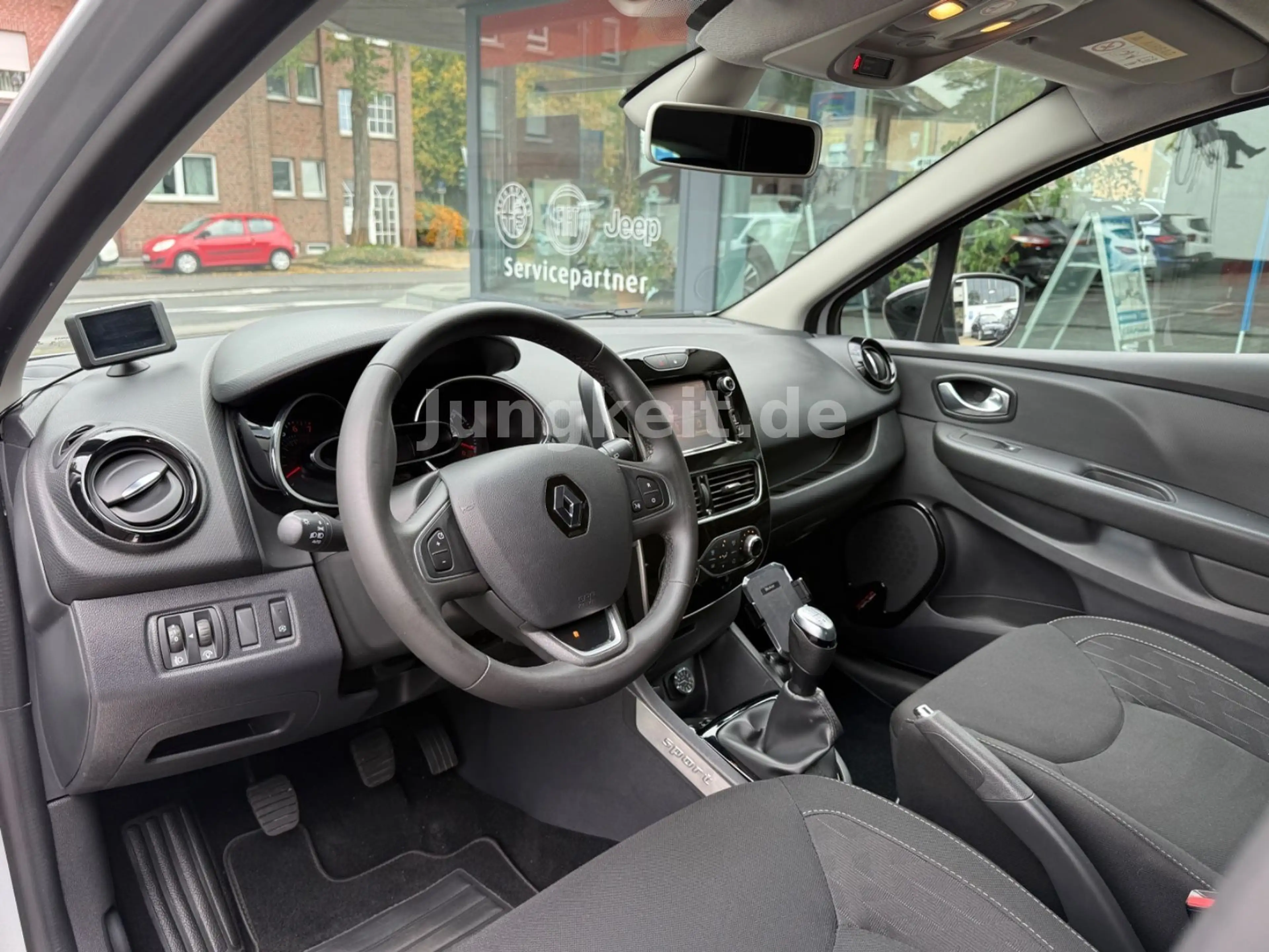 Renault Clio IV Limited *R-Kamera*Keyless Go* — photo 15