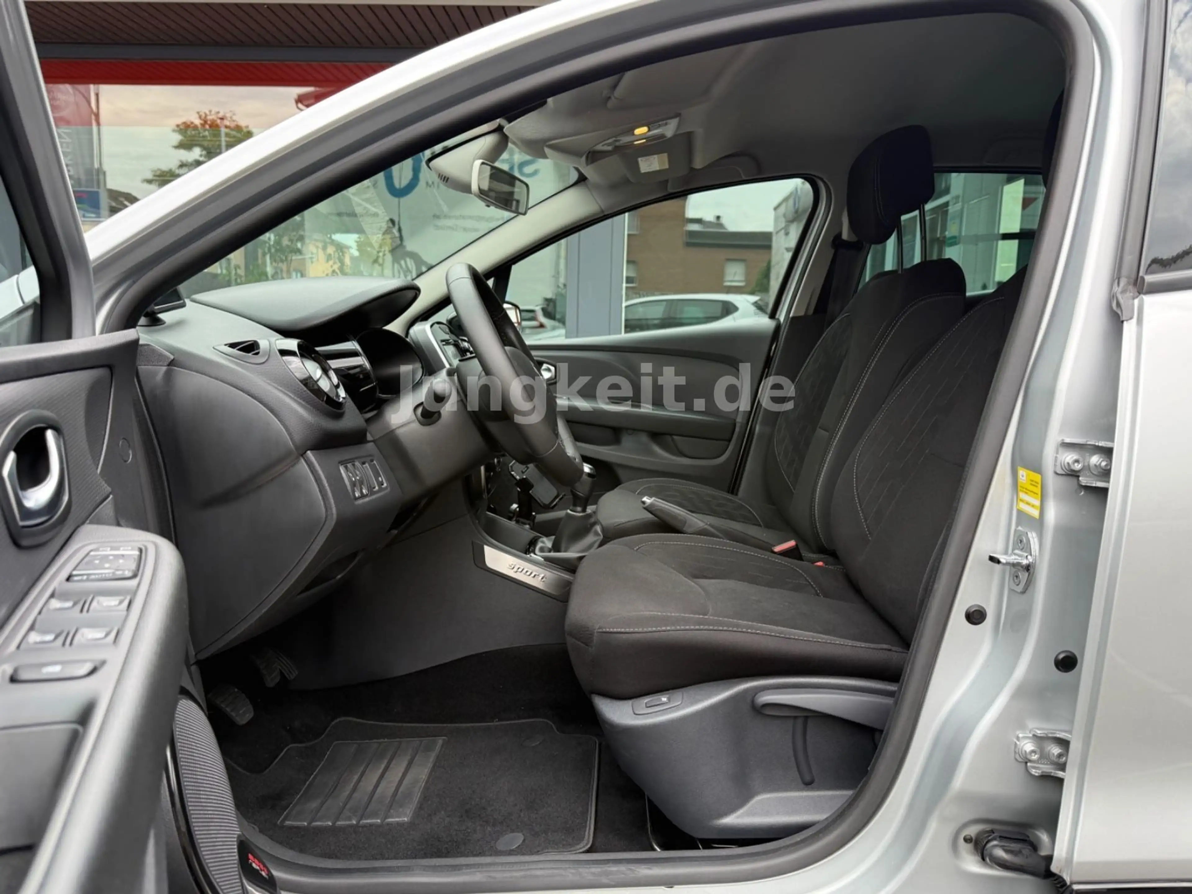 Renault Clio IV Limited *R-Kamera*Keyless Go* — photo 14