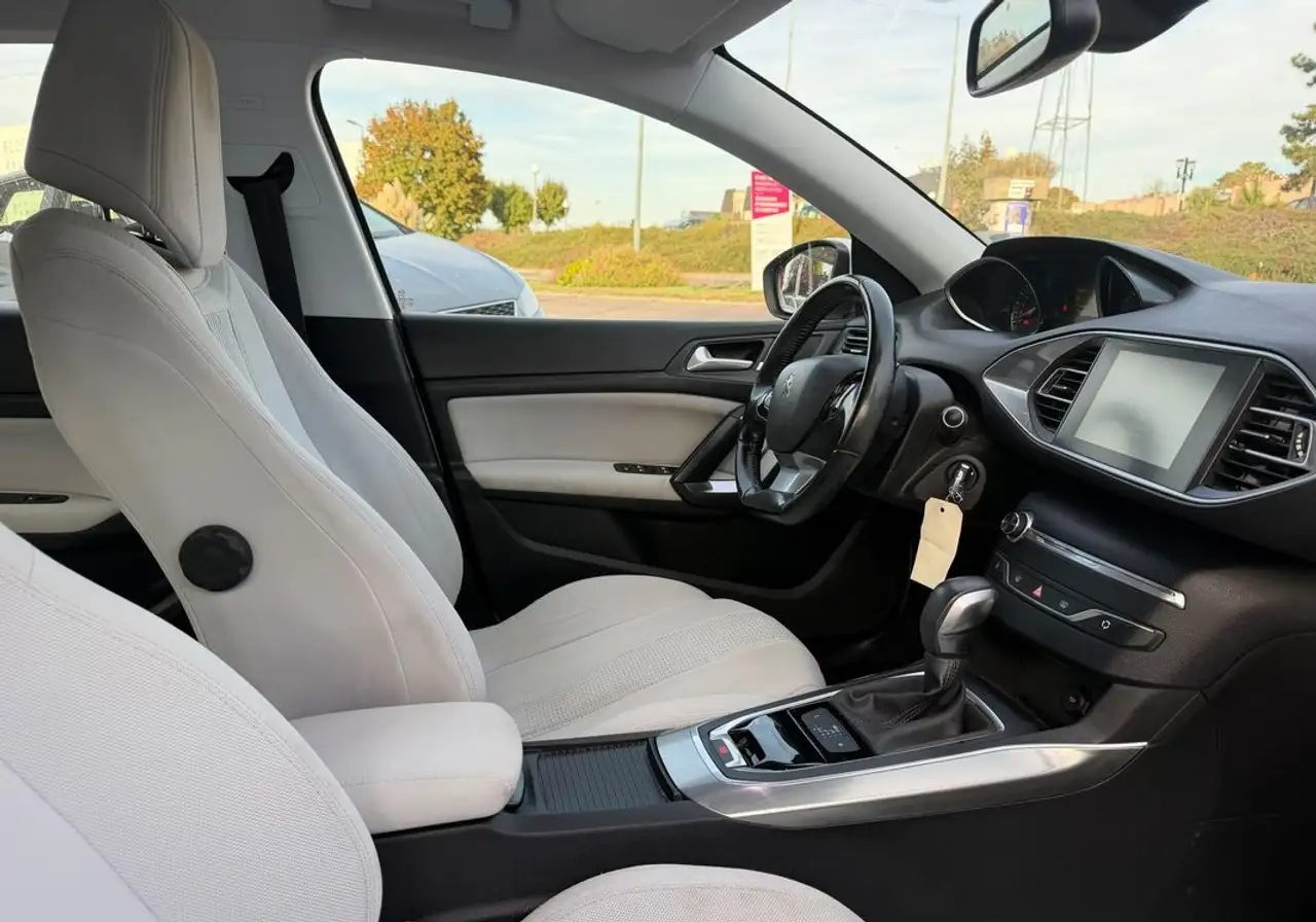 Peugeot 308 308 — photo 3