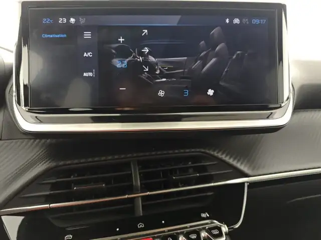 Peugeot 2008 view 15
