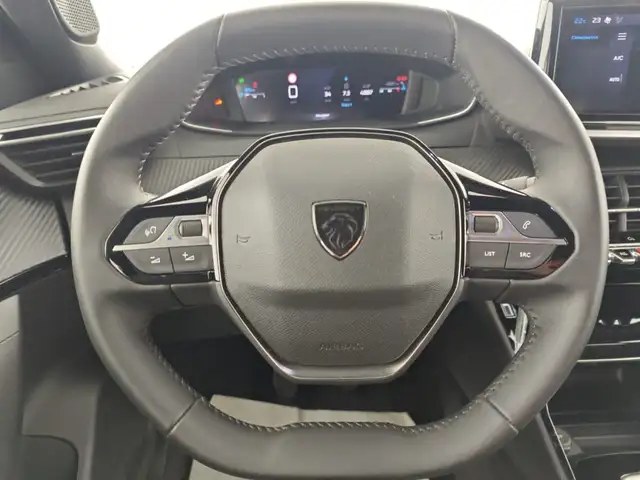 Peugeot 2008 view 10