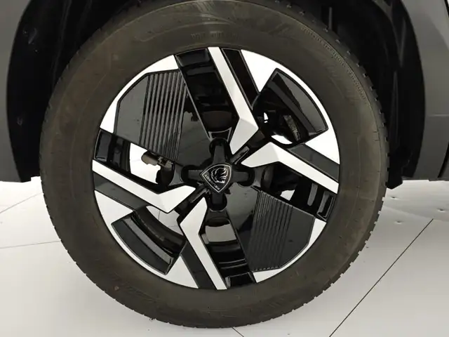 Peugeot 2008 view 7