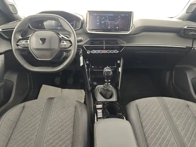 Peugeot 2008 view 8