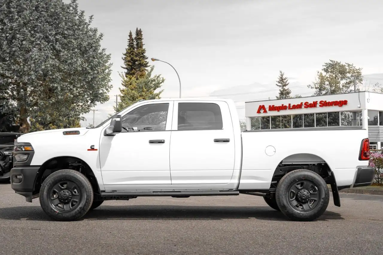 RAM 3500 снимка RAM 3500