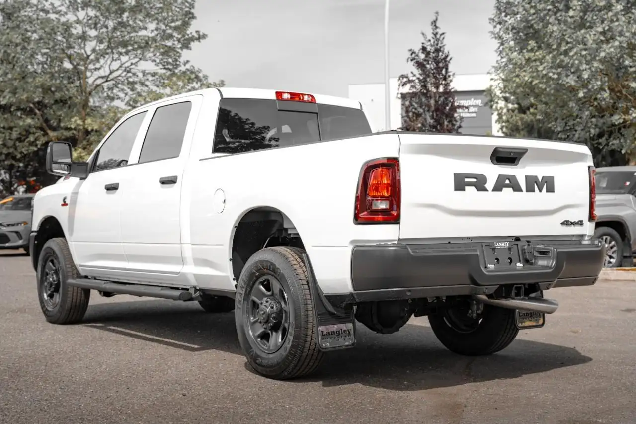 RAM 3500 снимка RAM 3500