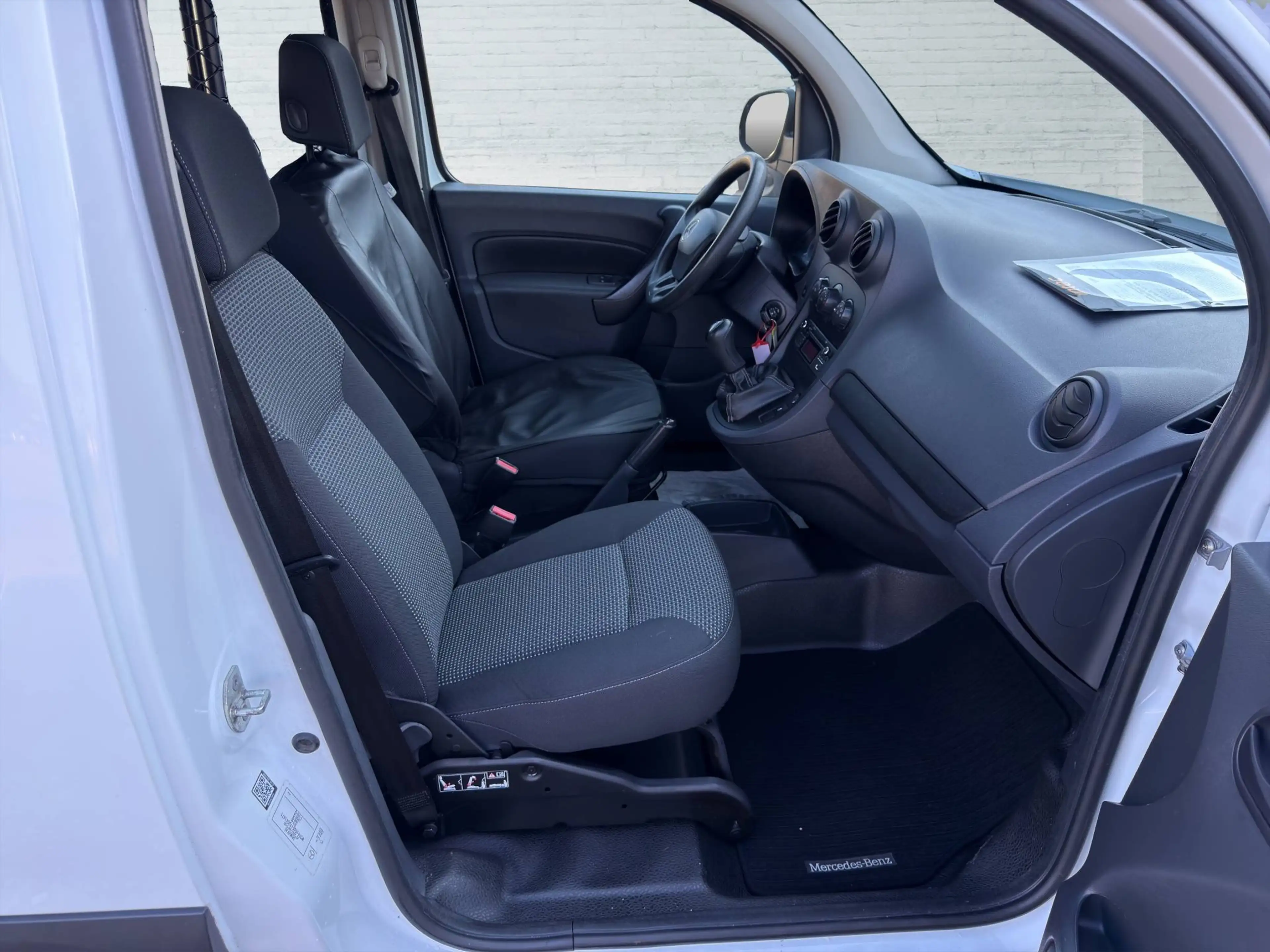 Mercedes-Benz Citan 109 CDI,Kompakt,SH,2H,MwSt,TÜV 5/28,Serv. 5/25 — photo 12