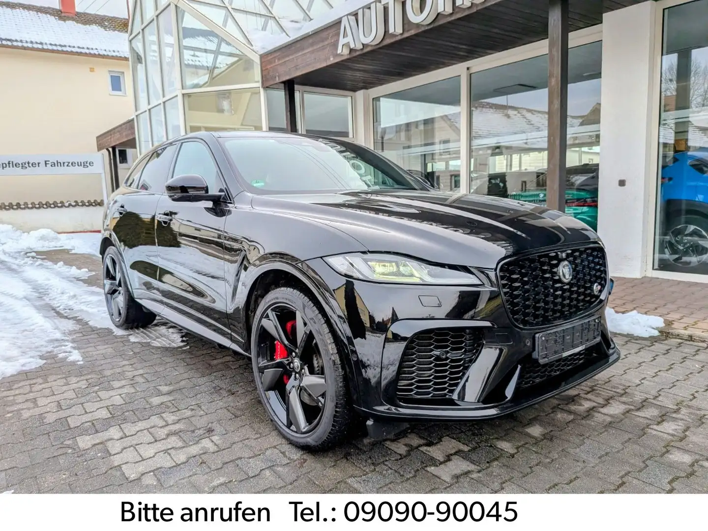 Jaguar F-Pace P550 SVR AWD *el.Panorama*Anhängkupplung* Schwarz - 1