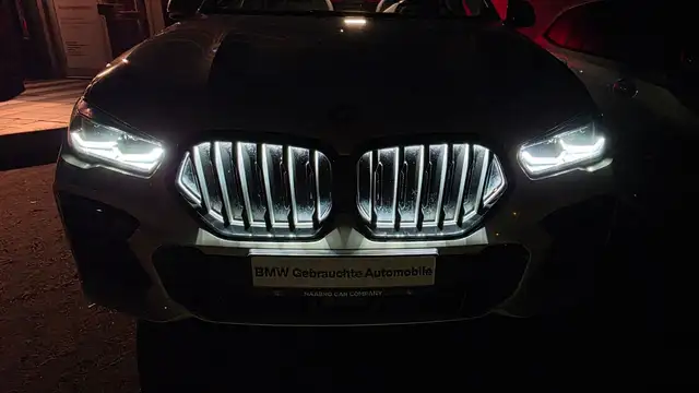 BMW X6 view 29