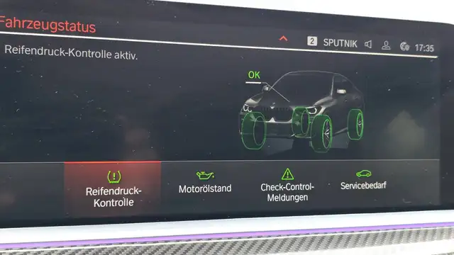 BMW X6 view 25