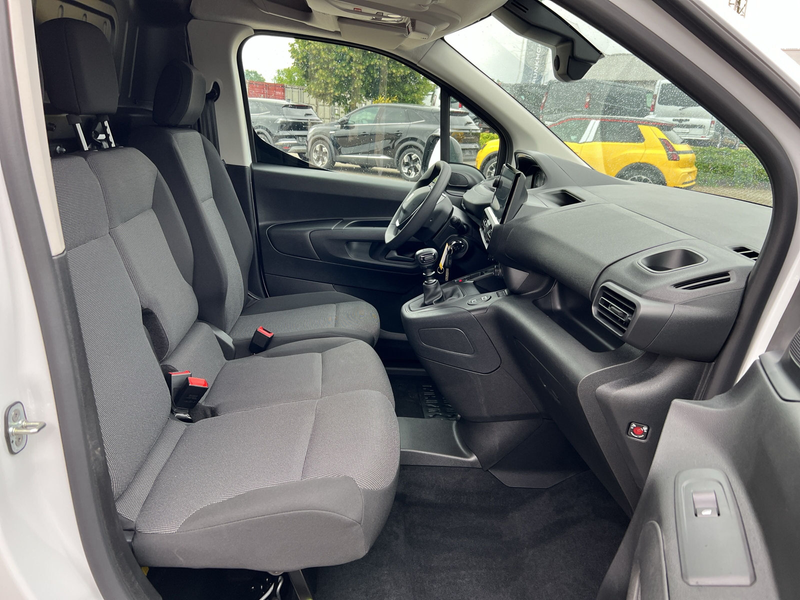 Peugeot Partner 1.5 BlueHDI 100 M 3-Sitzer RFK+Klima+LED — photo 9