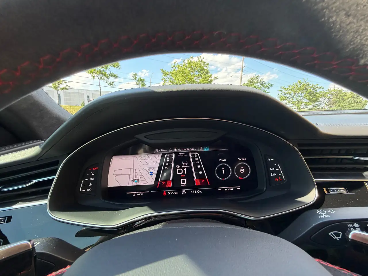 Audi RS Q8 снимка Audi RS Q8
