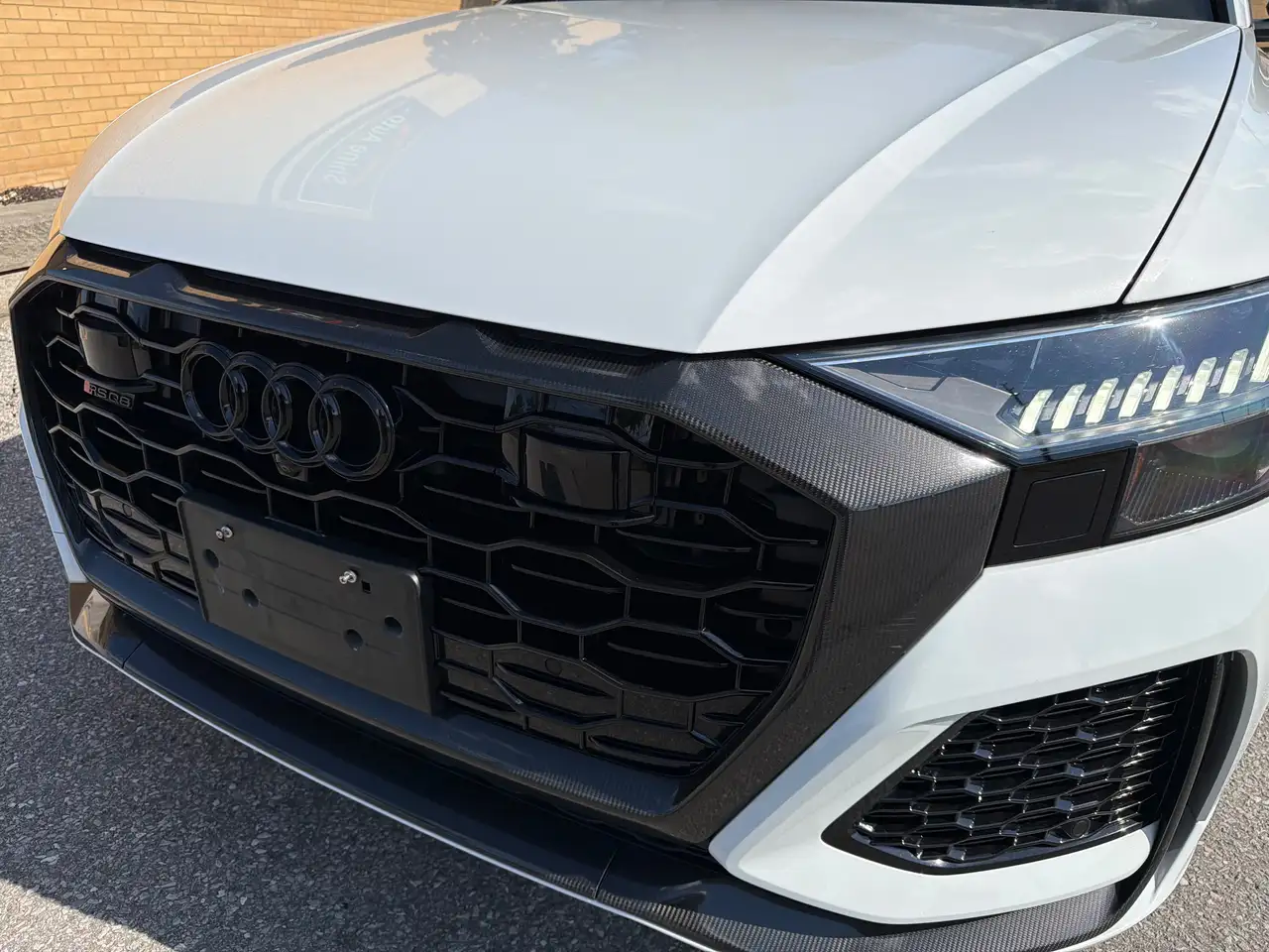 Audi RS Q8 снимка Audi RS Q8