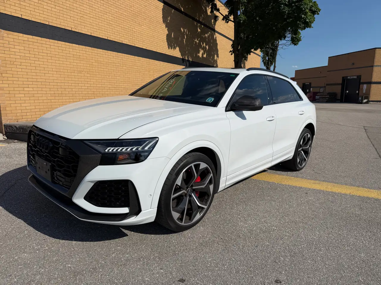 Audi RS Q8 снимка Audi RS Q8