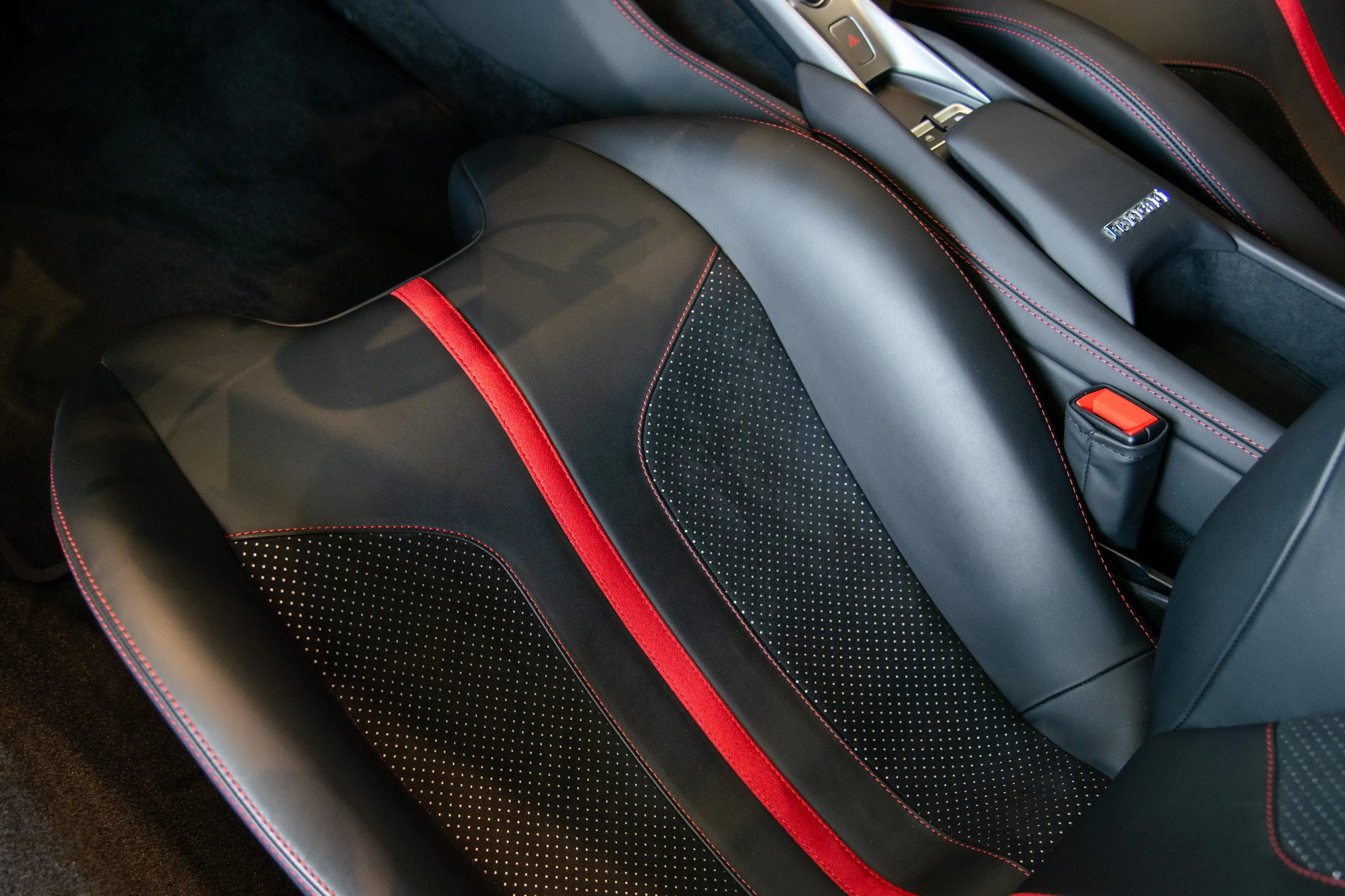 Ferrari F8 Tributo Racing Seats | Lift | Carbon parts — photo 15