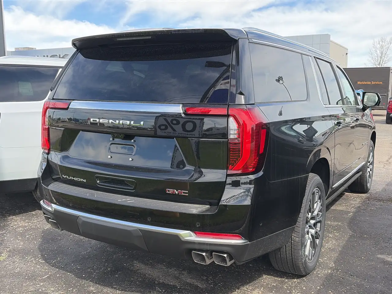 GMC Yukon снимка GMC Yukon