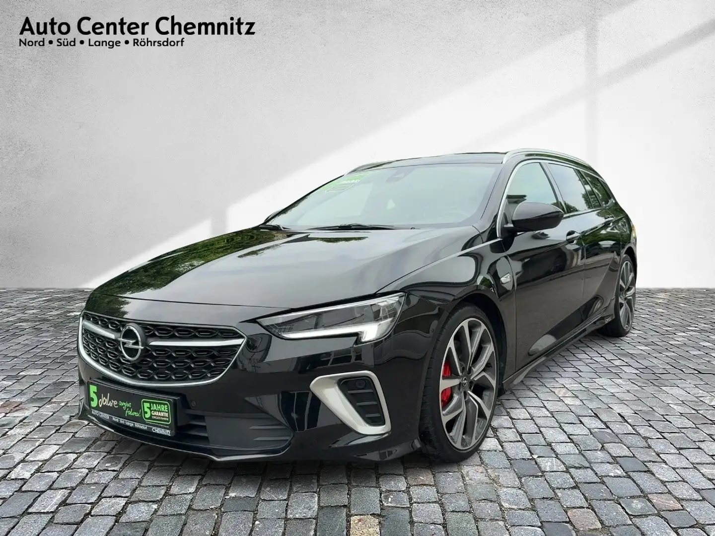 Opel Insignia ST AT8 4x4 GSi HeadUp/Matrix/Navi/20'' Zwart - 2