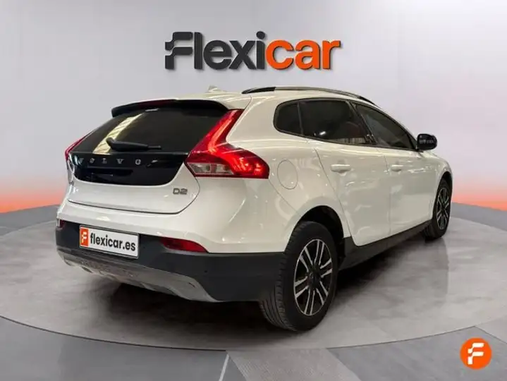 Volvo S40 2017, foto 8
