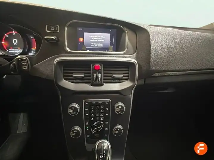 Volvo S40 2017, foto 10