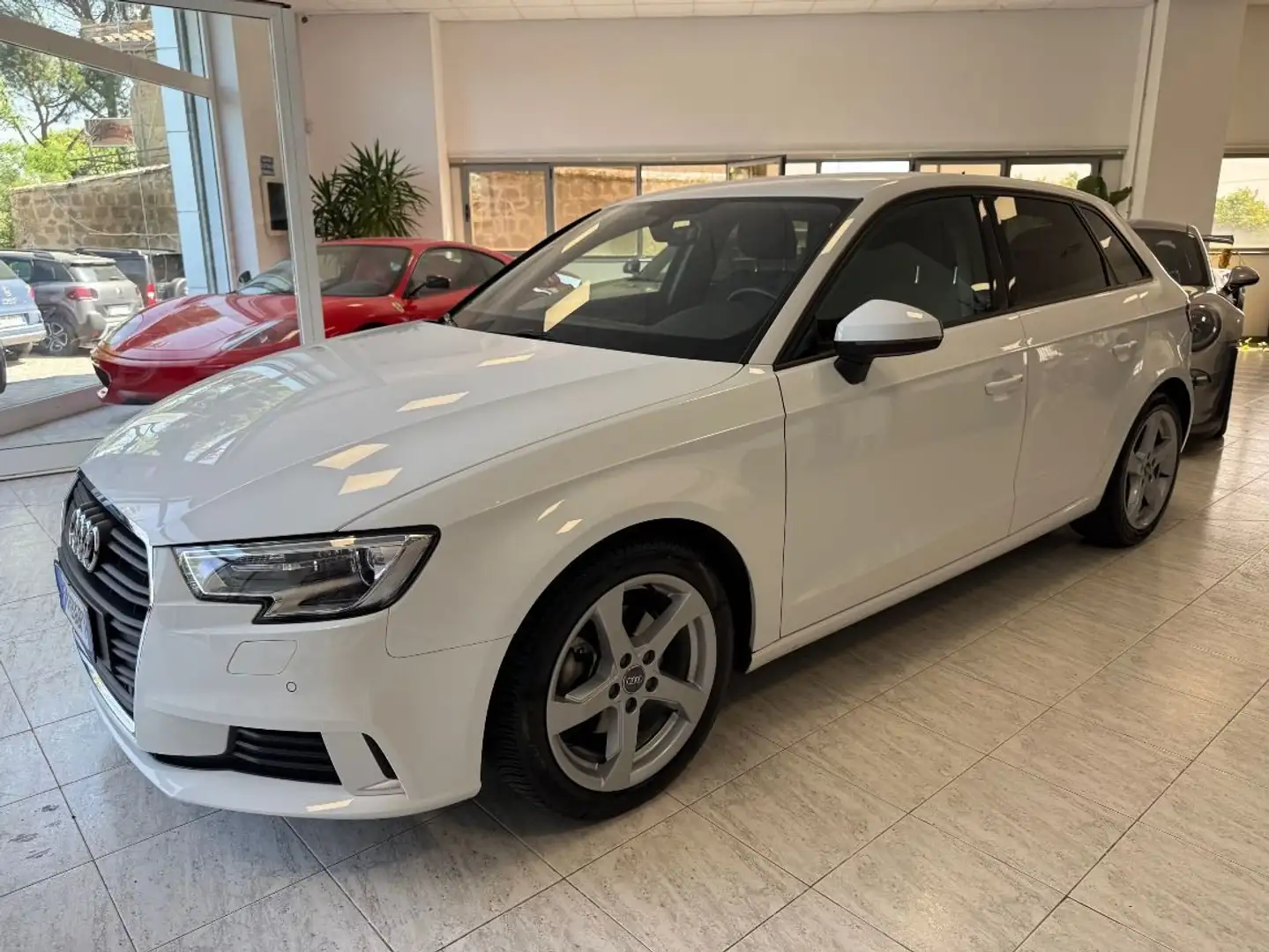 Audi A3 30 1.0 TFSI Sportback S-Tronic NEO PATENTATI Bianco - 2