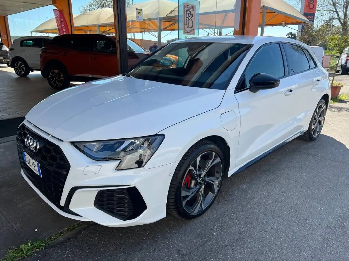 Audi A3 45 1.4 tfsi e S line edition s-tronic Blanc - 1