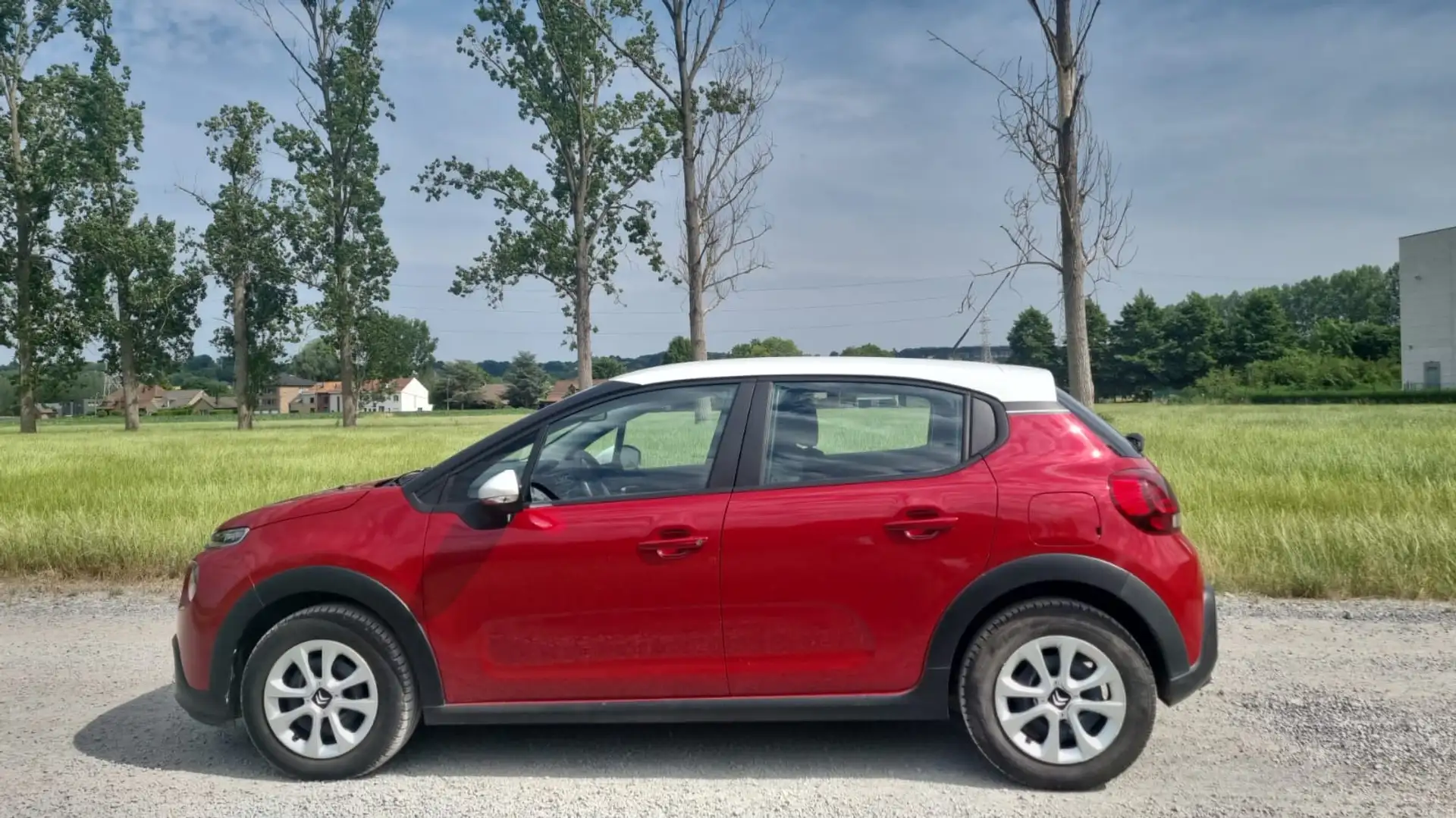 Citroen C3 1.2i PureTech Feel Rouge - 2