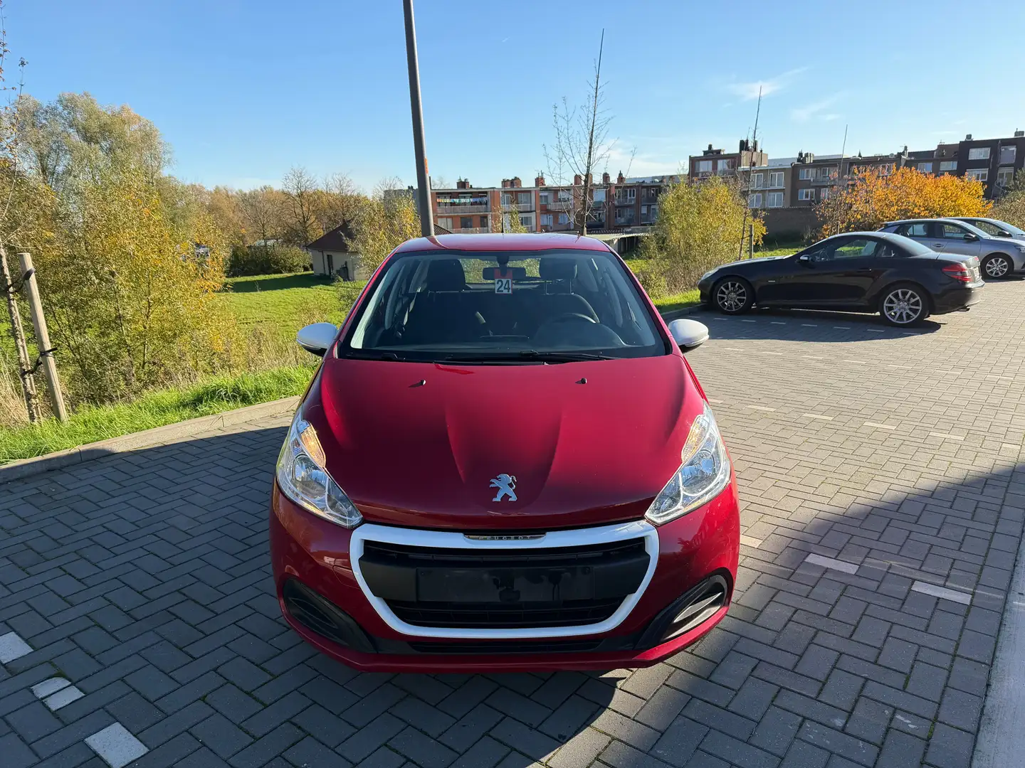 Peugeot 208 208 1.2i -AIRCO-BLUETOOTH + CARNET COMPLET ! Rouge - 2