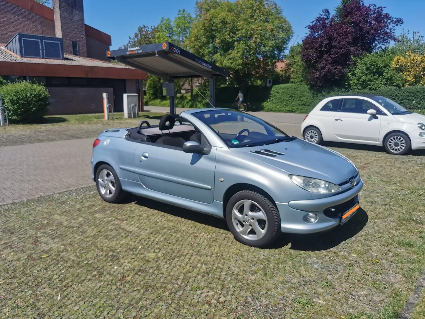 Peugeot 206 CC Grau - 1