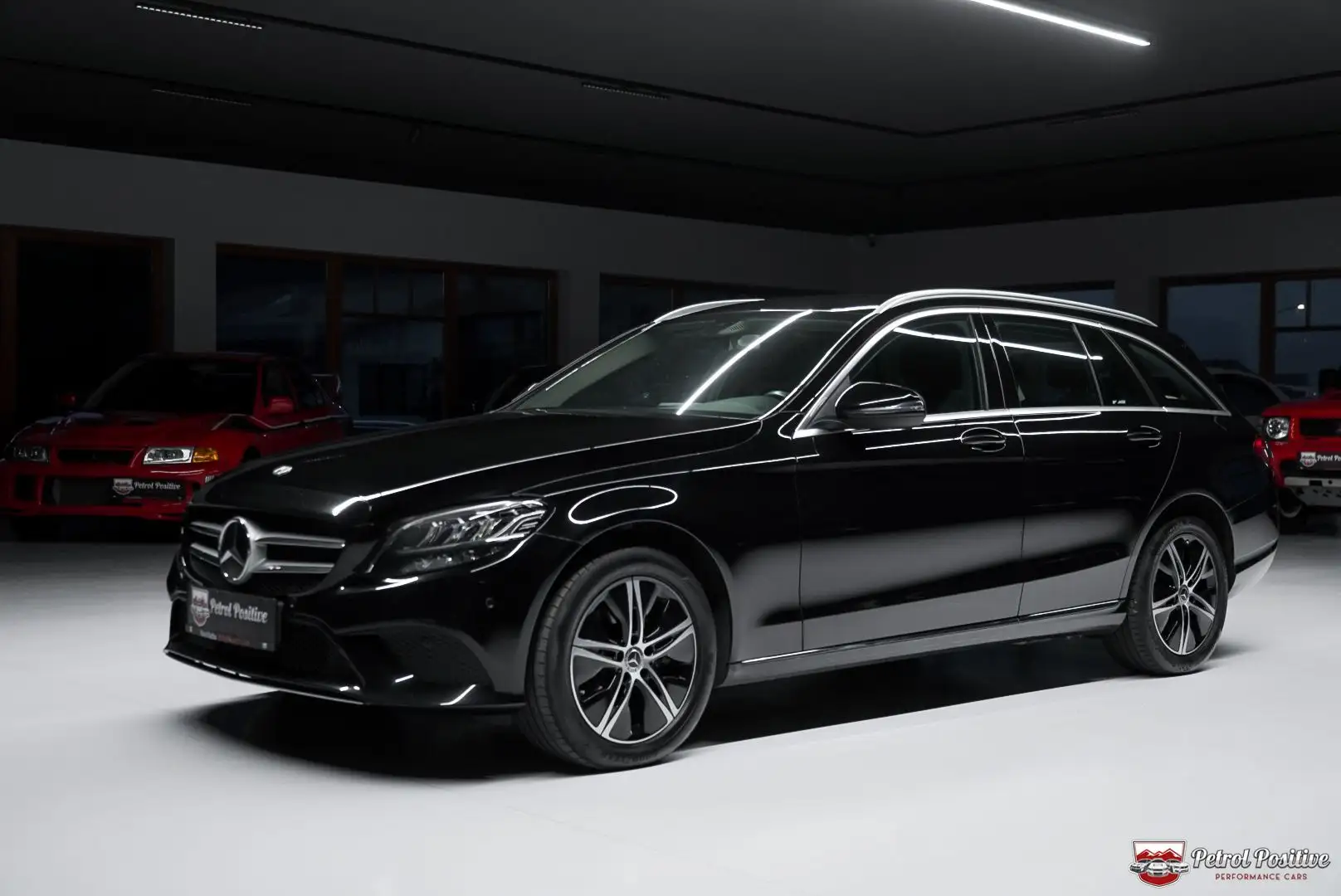 Mercedes-Benz C 220 d T 4MATIC Aut. Avantgarde Zwart - 1