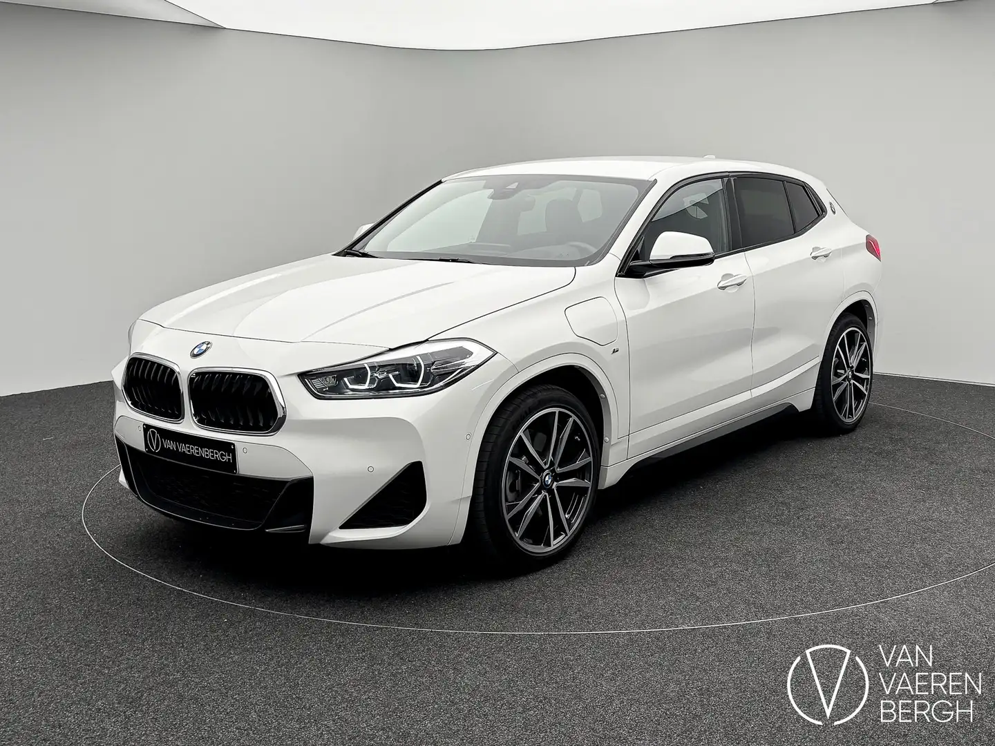 BMW X2 xDrive 25e Wit - 1