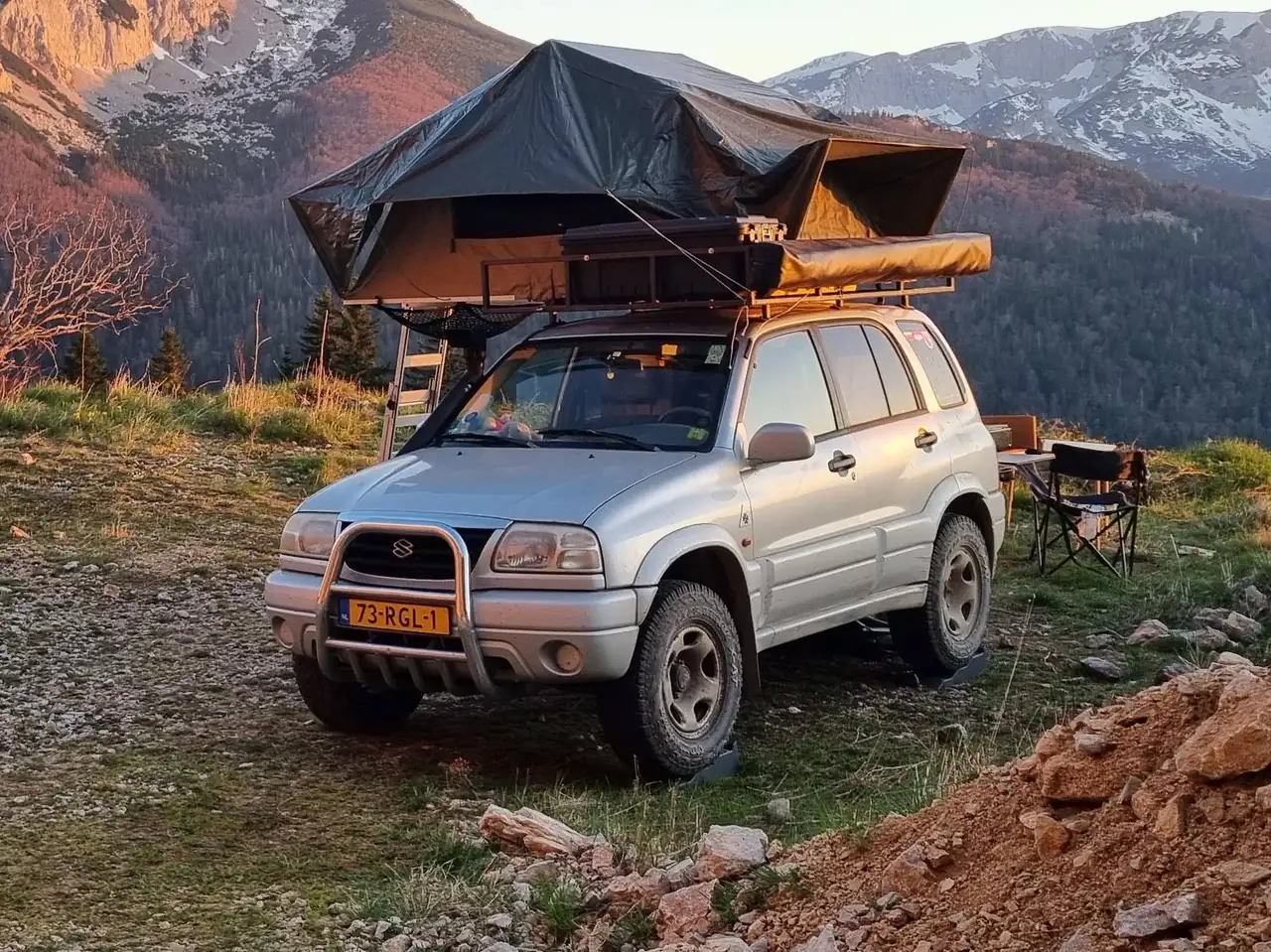 Suzuki Grand Vitara 2.5 V6, foto 2