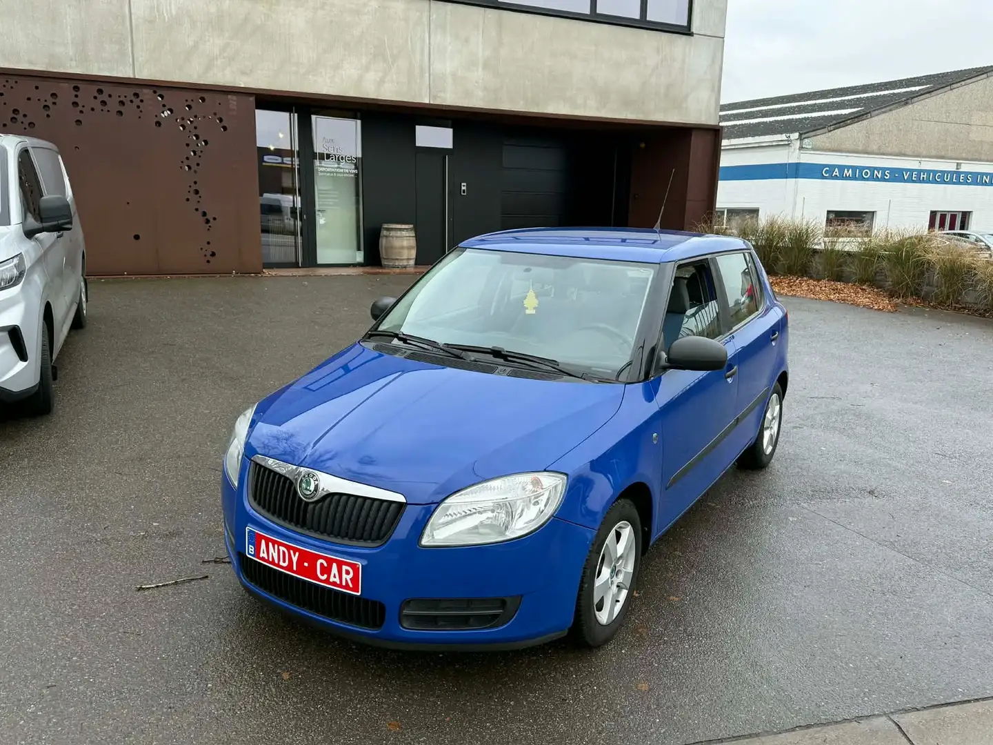 Skoda Fabia 1.2i ** RESERVEE ** RESERVEE ** RSERVEE ** Bleu - 2