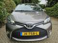 Toyota Yaris 1.3 VVT-i Trend Navi Grijs - thumbnail 4